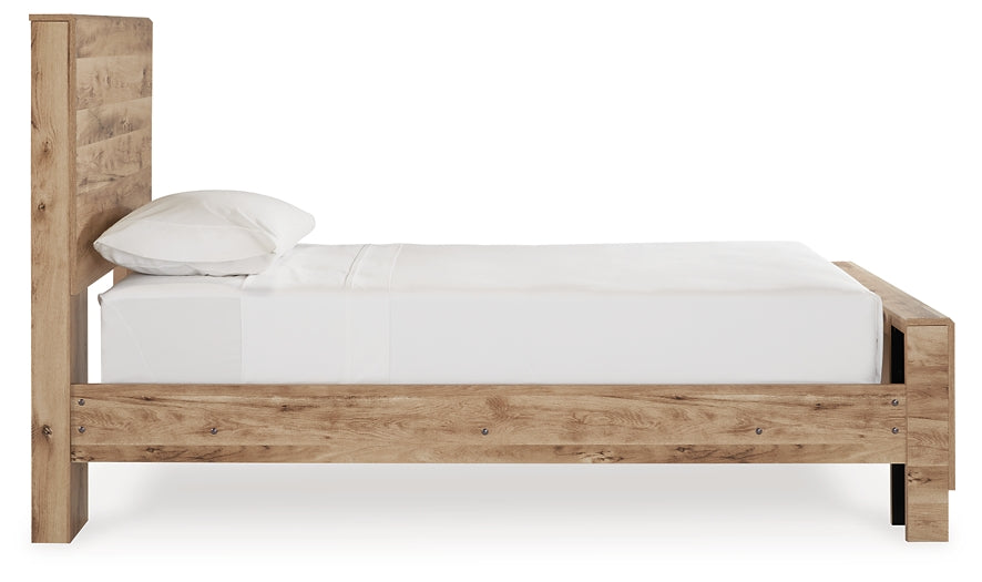 Hyanna  Panel Bed