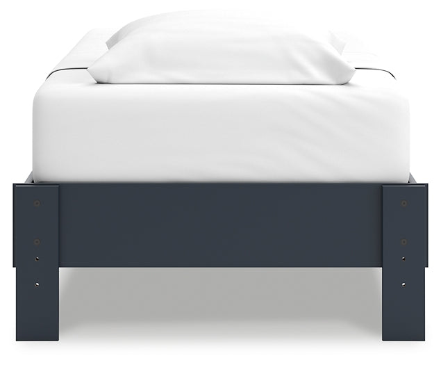 Simmenfort  Platform Bed