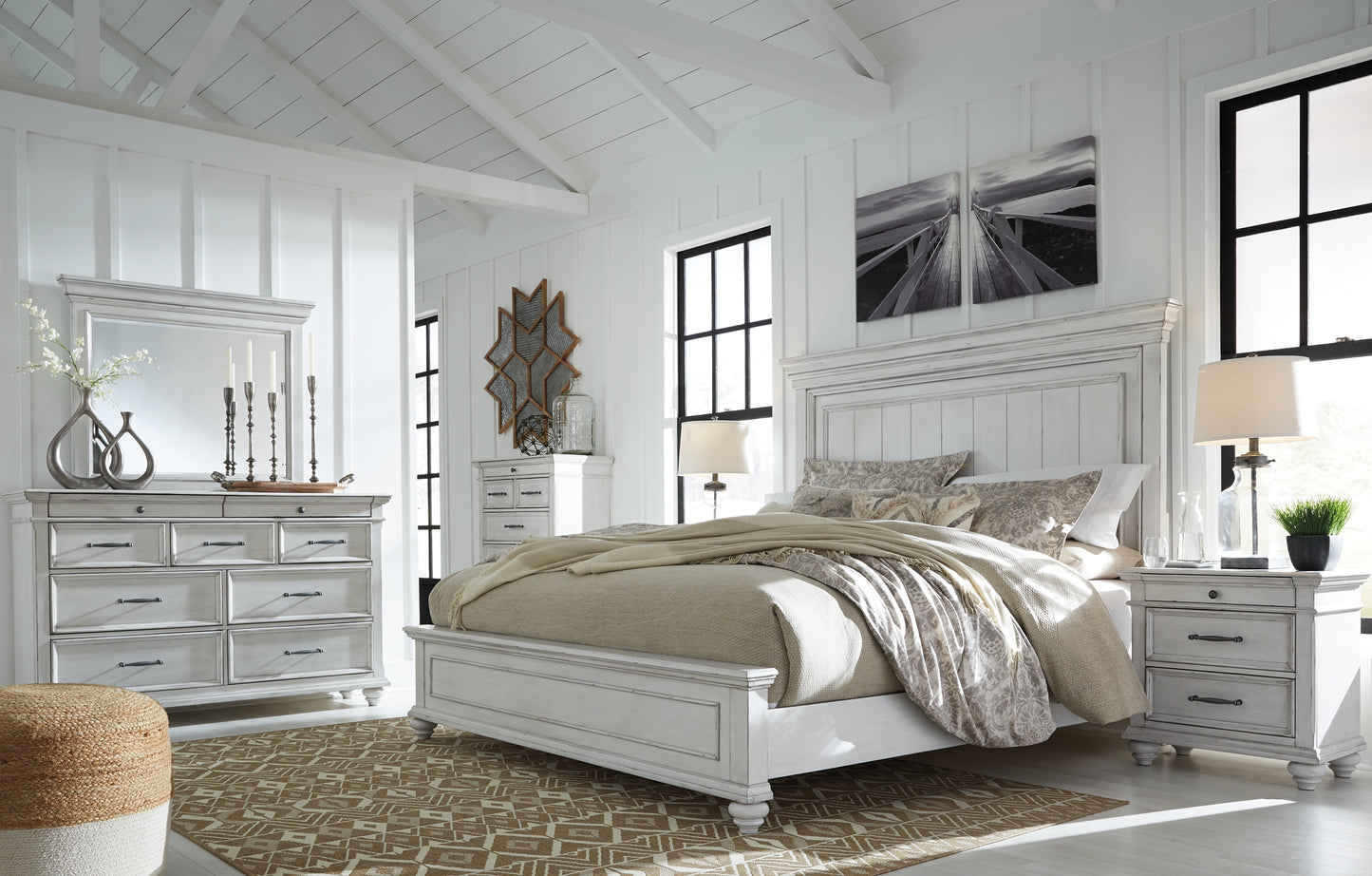 Kanwyn King Panel Bed with Mirrored Dresser and 2 Nightstands